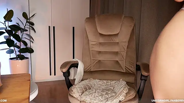 alicebalij online show from 11-03-25, 06:31