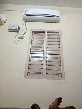 Snapshot of raj6fe chatting on 09-13-25, 02:33 raj6fe online show from 09-13-25, 02:33