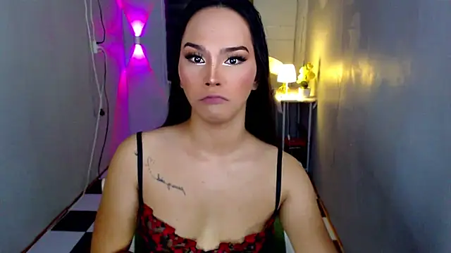 Snapshot of urnaughtydolly69 chatting on 04-26-26, 12:03 urnaughtydolly69 online show from 04-26-26, 12:03