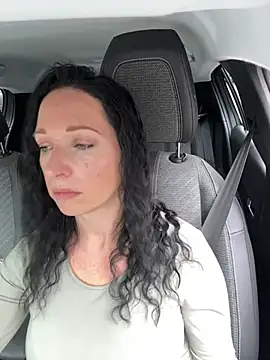 Viola Beck online show from 03-12-25, 10:37