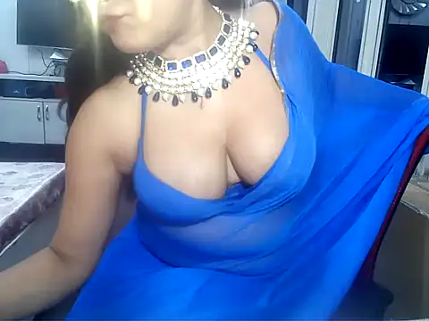 yourradhika online show from 12-17-25, 07:42