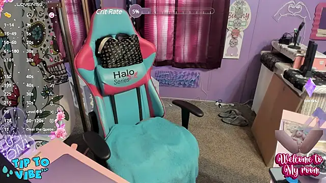 Snapshot of lolabunny9 chatting on 12-03-24, 04:17 lolabunny9 online show from 12-03-24, 04:17