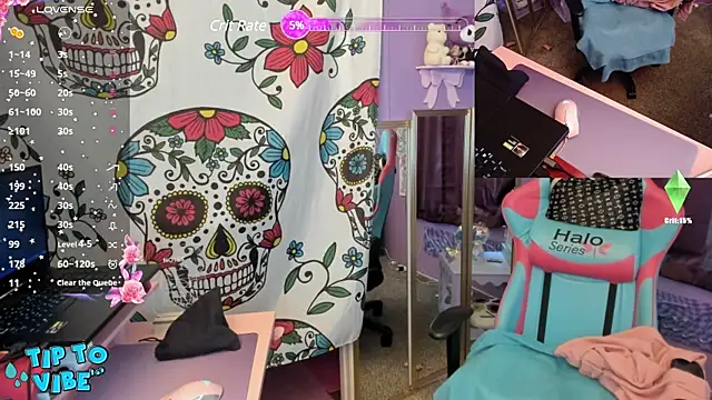 Snapshot of lolabunny9 chatting on 12-04-24, 05:11 lolabunny9 online show from 12-04-24, 05:11