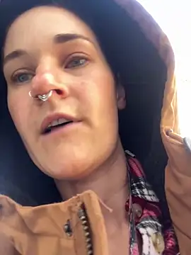 Snapshot of lolabunny9 chatting on 01-07-25, 03:23 lolabunny9 online show from 01-07-25, 03:23