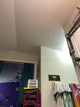 Snapshot of lolabunny9 chatting on 02-09-25, 06:16 lolabunny9 online show from 02-09-25, 06:16