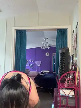 Snapshot of lolabunny9 chatting on 03-07-25, 01:29 lolabunny9 online show from 03-07-25, 01:29