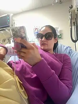 Snapshot of lolabunny9 chatting on 03-21-25, 05:02 lolabunny9 online show from 03-21-25, 05:02