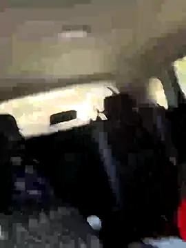 Snapshot of lolabunny9 chatting on 11-16-25, 06:46 lolabunny9 online show from 11-16-25, 06:46