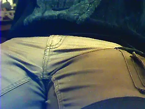 Snapshot of kalinixta chatting on 02-12-25, 10:15 kalinixta online show from 02-12-25, 10:15