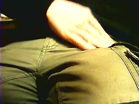 Snapshot of kalinixta chatting on 03-17-25, 10:49 kalinixta online show from 03-17-25, 10:49