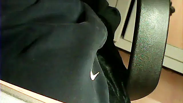 Snapshot of kalinixta chatting on 09-09-25, 05:45 kalinixta online show from 09-09-25, 05:45