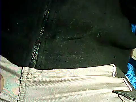 Snapshot of kalinixta chatting on 10-13-25, 05:35 kalinixta online show from 10-13-25, 05:35