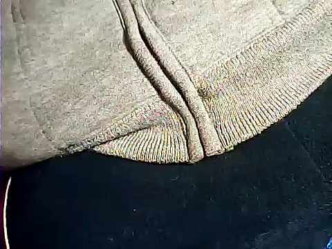 Snapshot of kalinixta chatting on 11-23-25, 04:18 kalinixta online show from 11-23-25, 04:18