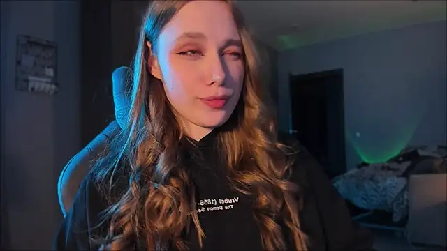 Snapshot of Rachel_Ro chatting on 01-17-25, 11:29 Rachel Ro online show from 01-17-25, 11:29