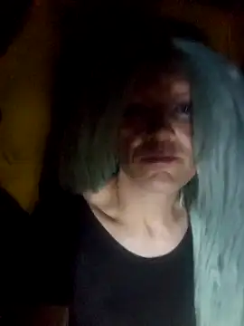 Snapshot of KandiK37 chatting on 09-21-25, 07:32 KandiK37 online show from 09-21-25, 07:32