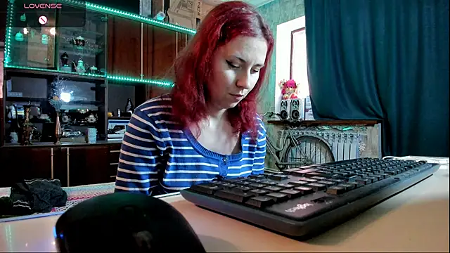 Snapshot of pa1e_pr1ncess chatting on 02-16-25, 11:16 pa1e pr1ncess online show from 02-16-25, 11:16