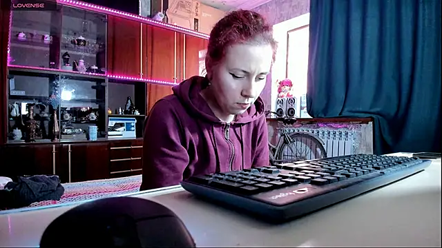 Snapshot of pa1e_pr1ncess chatting on 02-21-25, 11:33 pa1e pr1ncess online show from 02-21-25, 11:33