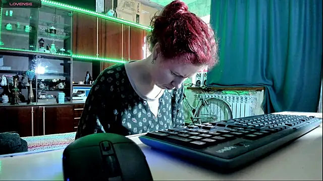 Snapshot of pa1e_pr1ncess chatting on 03-04-25, 06:37 pa1e pr1ncess online show from 03-04-25, 06:37