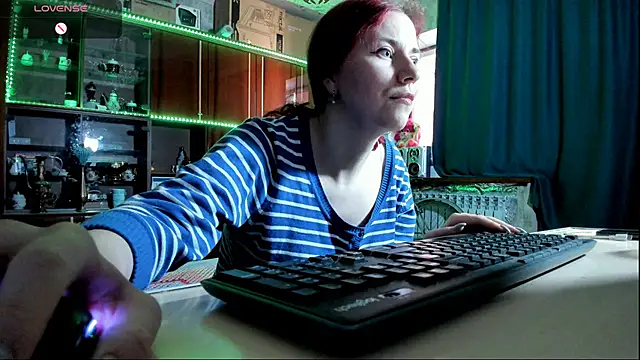Snapshot of pa1e_pr1ncess chatting on 03-13-25, 07:20 pa1e pr1ncess online show from 03-13-25, 07:20