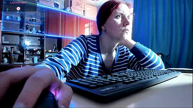 Snapshot of pa1e_pr1ncess chatting on 03-13-25, 11:30 pa1e pr1ncess online show from 03-13-25, 11:30