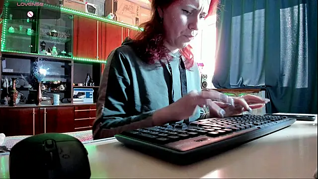 Snapshot of pa1e_pr1ncess chatting on 03-15-25, 02:12 pa1e pr1ncess online show from 03-15-25, 02:12