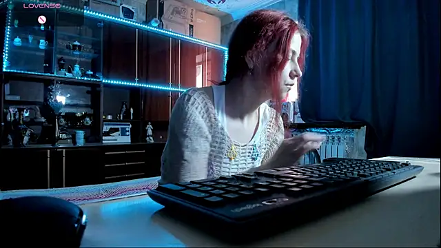 Snapshot of pa1e_pr1ncess chatting on 03-16-25, 11:38 pa1e pr1ncess online show from 03-16-25, 11:38