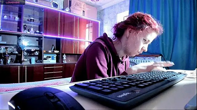 Snapshot of pa1e_pr1ncess chatting on 03-21-25, 08:50 pa1e pr1ncess online show from 03-21-25, 08:50