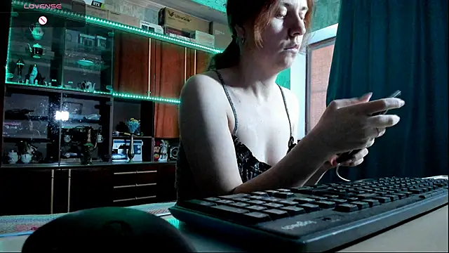 Snapshot of pa1e_pr1ncess chatting on 09-12-25, 06:46 pa1e pr1ncess online show from 09-12-25, 06:46