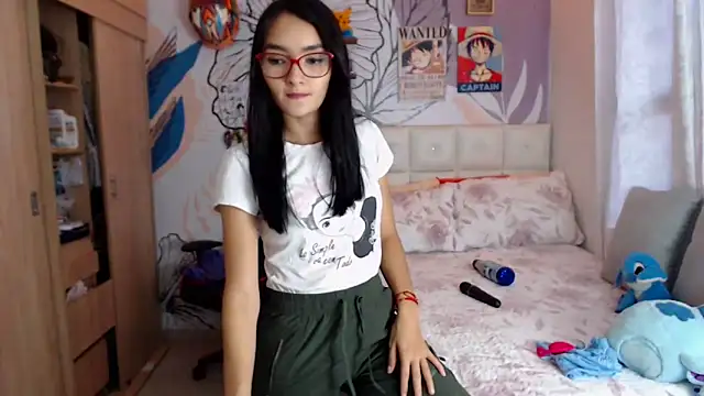 Snapshot of LinzyBaner chatting on 05-05-26, 10:07 LinzyBaner online show from 05-05-26, 10:07