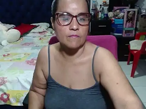 pervert mommy  online show from 01-27-25, 02:46