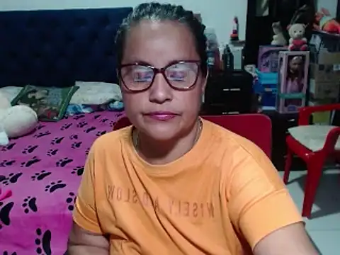 pervert mommy  online show from 02-15-25, 10:22