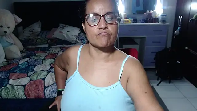 pervert mommy  online show from 01-10-26, 12:45