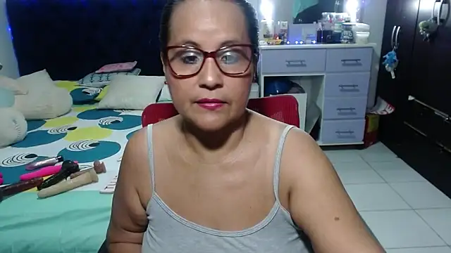 pervert mommy  online show from 02-25-26, 11:31