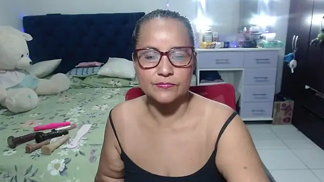 pervert mommy  online show from 03-17-26, 11:35