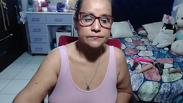 pervert mommy  online show from 06-05-26, 10:21