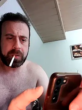 Snapshot of AquaMenn chatting on 11-13-25, 01:37 AquaMenn online show from 11-13-25, 01:37