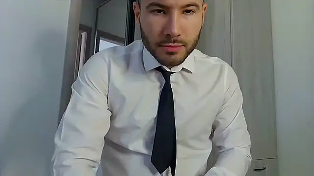 Justynn1 online show from 02-26-25, 06:04