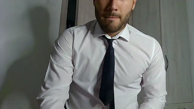 Justynn1 online show from 03-02-25, 05:44