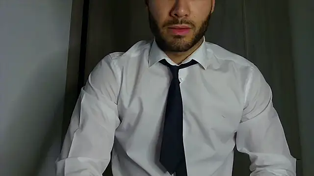 Snapshot of Justynn1 chatting on 04-21-26, 11:18 Justynn1 online show from 04-21-26, 11:18