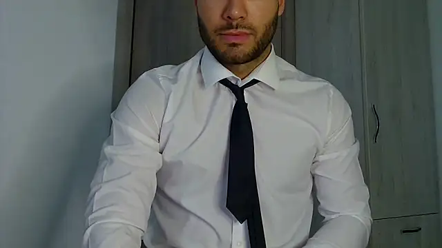 Snapshot of Justynn1 chatting on 05-16-26, 02:19 Justynn1 online show from 05-16-26, 02:19
