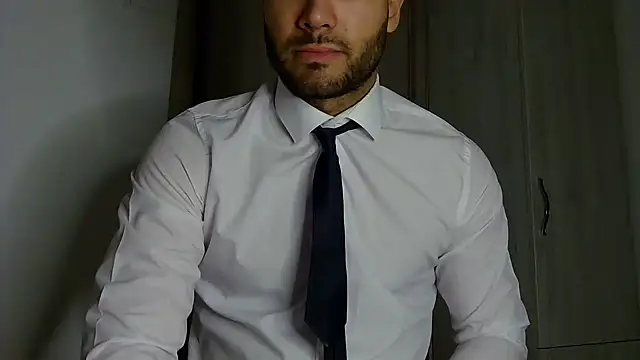 Snapshot of Justynn1 chatting on 05-17-26, 02:09 Justynn1 online show from 05-17-26, 02:09