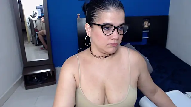 Snapshot of GlendaStarx chatting on 05-01-26, 10:58 GlendaStarx online show from 05-01-26, 10:58