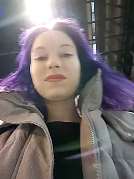 Frost foxy online show from 12-21-24, 08:28