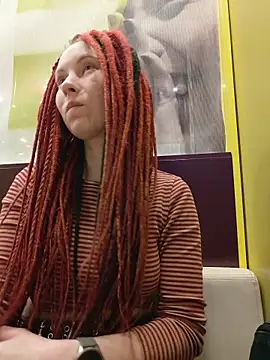 Frost foxy online show from 11-01-25, 01:40