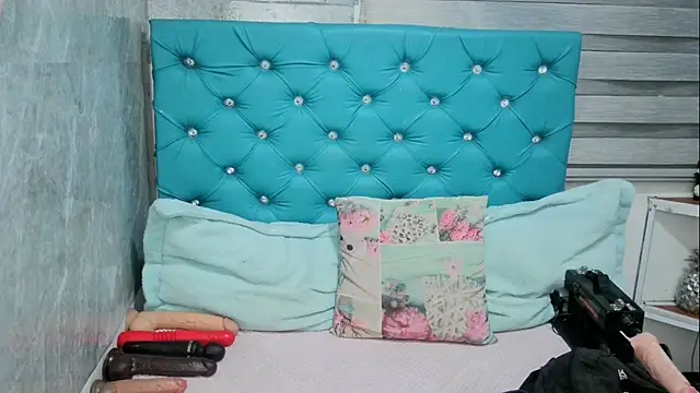 MAARYMOON online show from 02-20-25, 10:37