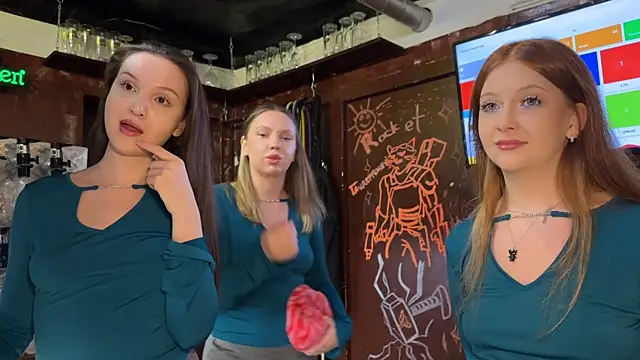 Snapshot of dirtypub chatting on 03-16-26, 01:04 dirtypub online show from 03-16-26, 01:04