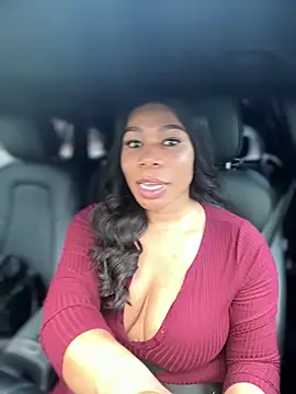 Snapshot of Belle___ chatting on 02-16-25, 02:21 Belle online show from 02-16-25, 02:21