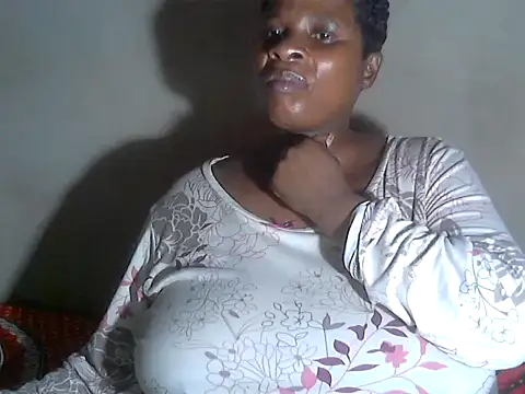 Snapshot of Choco-Coco10 chatting on 12-05-25, 03:59 Choco-Coco10 online show from 12-05-25, 03:59