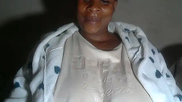 Snapshot of Choco-Coco10 chatting on 03-20-26, 02:27 Choco-Coco10 online show from 03-20-26, 02:27