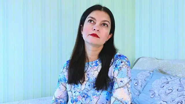  Lily  online show from 02-04-25, 08:13